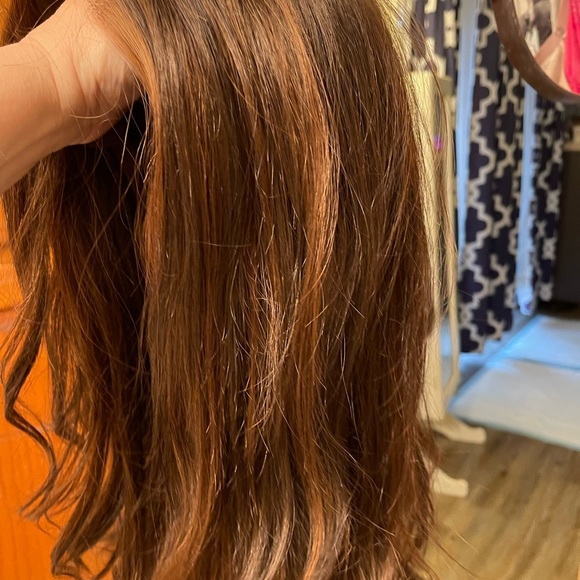 Raquel Welch lace wig. - Picture 6 of 12